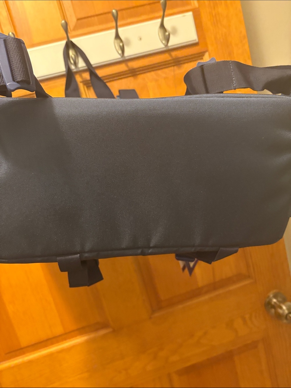 Neso Whale-Navy Tote/Backpack. RETAIL 95.00 GRAB IT HERE TODAY NWT - Picture 10 of 11